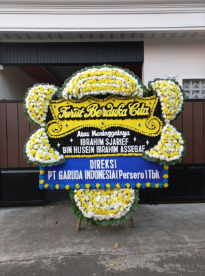 Papan Bunga Duka di Pantai Kasuari