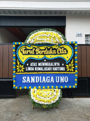 Papan Bunga Duka di Pantai Kasuari