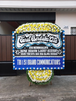Papan Bunga Duka di Pantai Kasuari